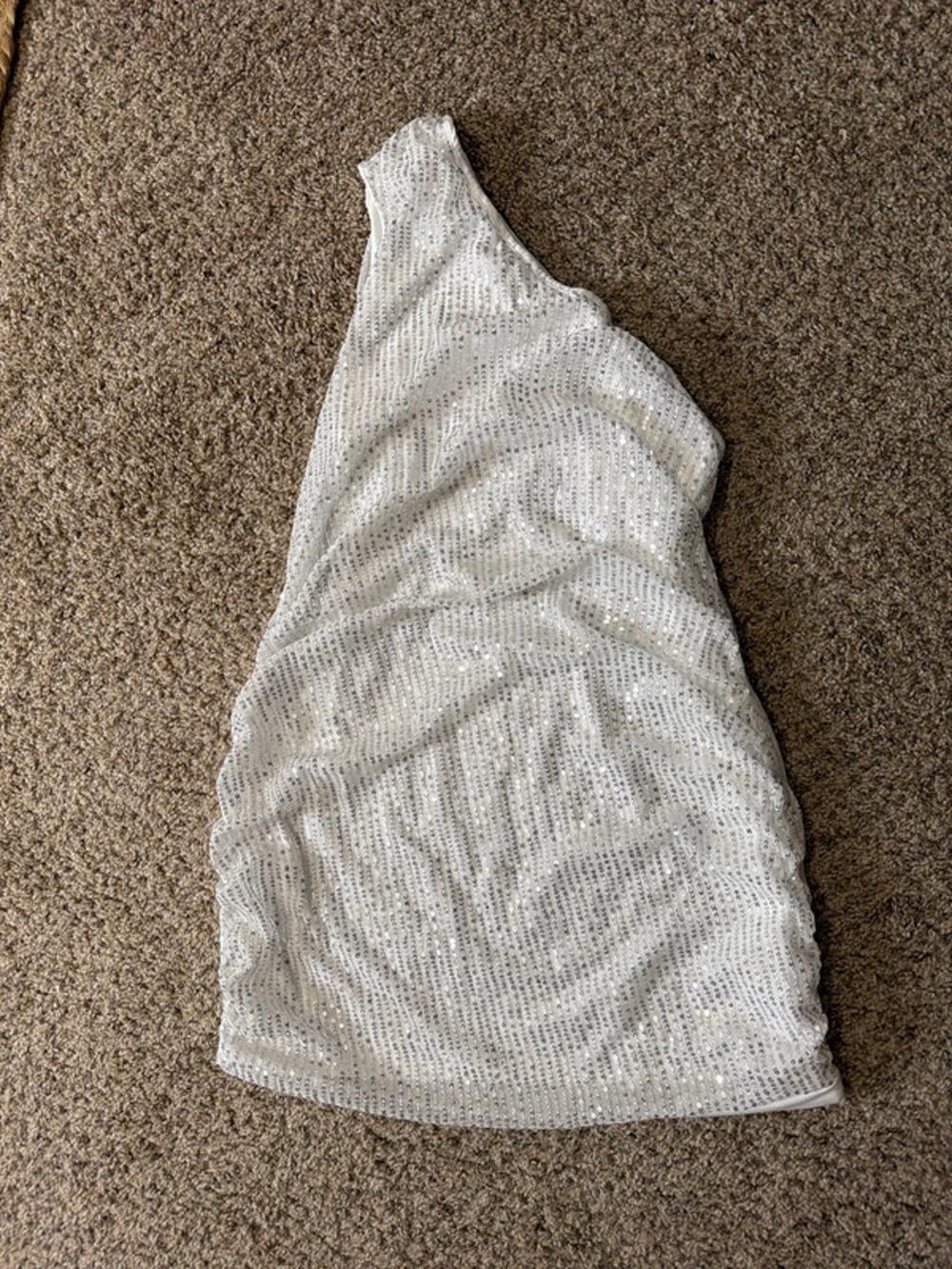3 for $9 White and silver sequence, one shoulder dress EUC M 3123